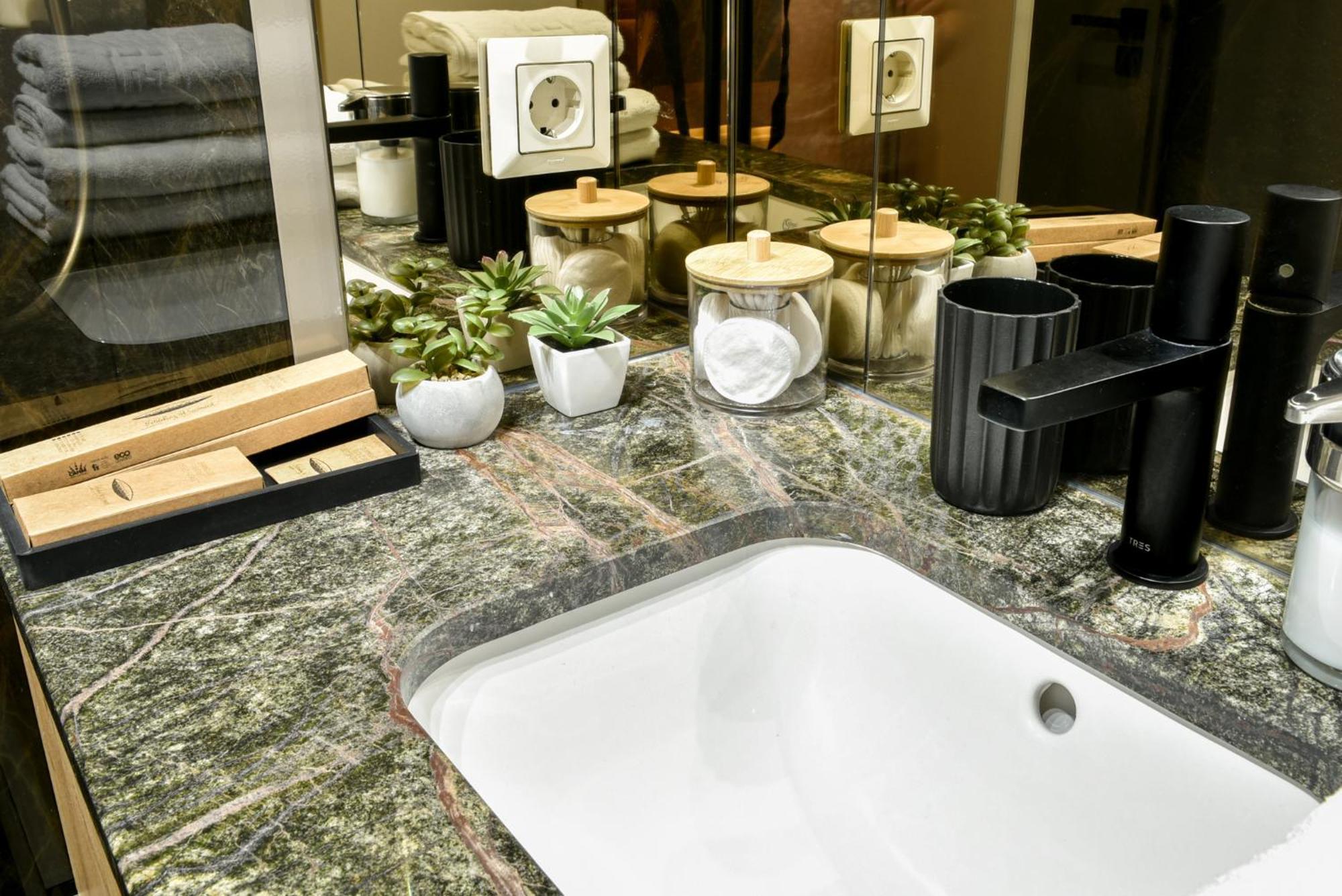 Clujstays Urban Glam Central Apartments Екстериор снимка